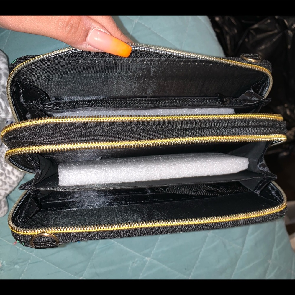 Wallet - Picture 3 of 3